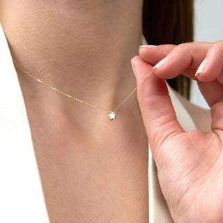 Mini Star Necklace – A Delicate Symbol of Shine and Simplicity