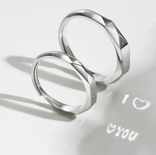 Light Sculpted “I Love You” Ring for Couples – A Symbol of Endless Love