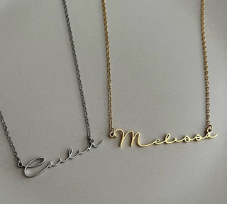 Personalized Multiple Names Necklace – Keep Loved Ones Close to Your Heart